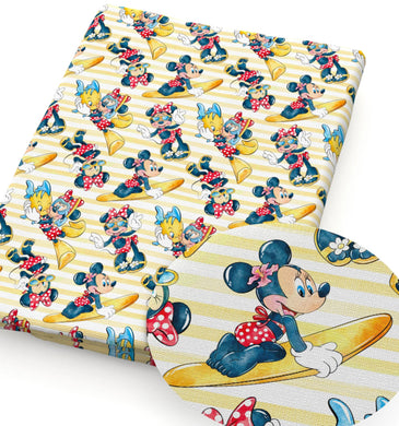 Minnie Mouse Surfing