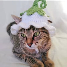 Load image into Gallery viewer, FLOWER CROCHETED HATS