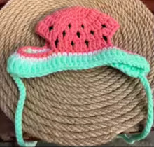 Load image into Gallery viewer, Crochete Hats